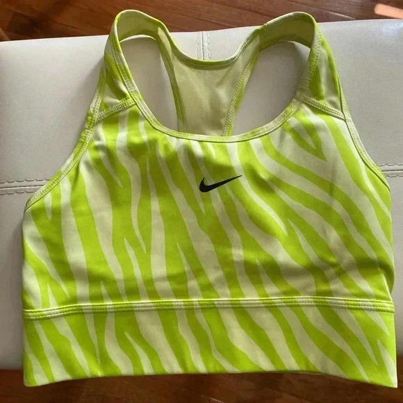 NIKE Sports Bra Sz small - Picture 1 of 3